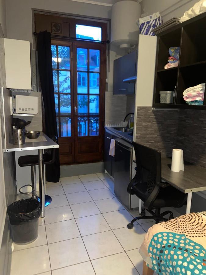 Emplacement Ideal : Studio Au Coeur De Dijon Disponible En Location Leilighet Eksteriør bilde