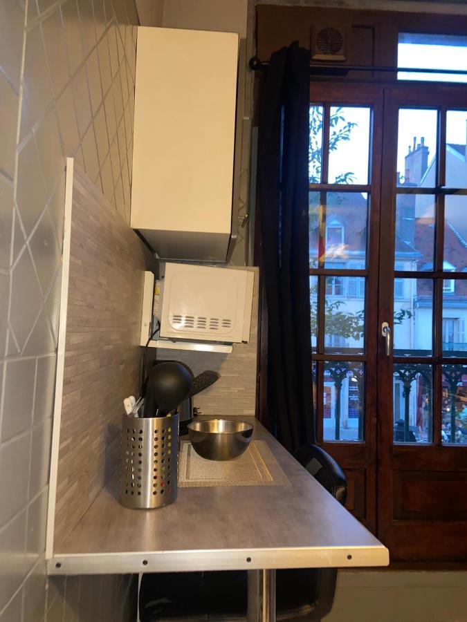 Emplacement Ideal : Studio Au Coeur De Dijon Disponible En Location Leilighet Eksteriør bilde